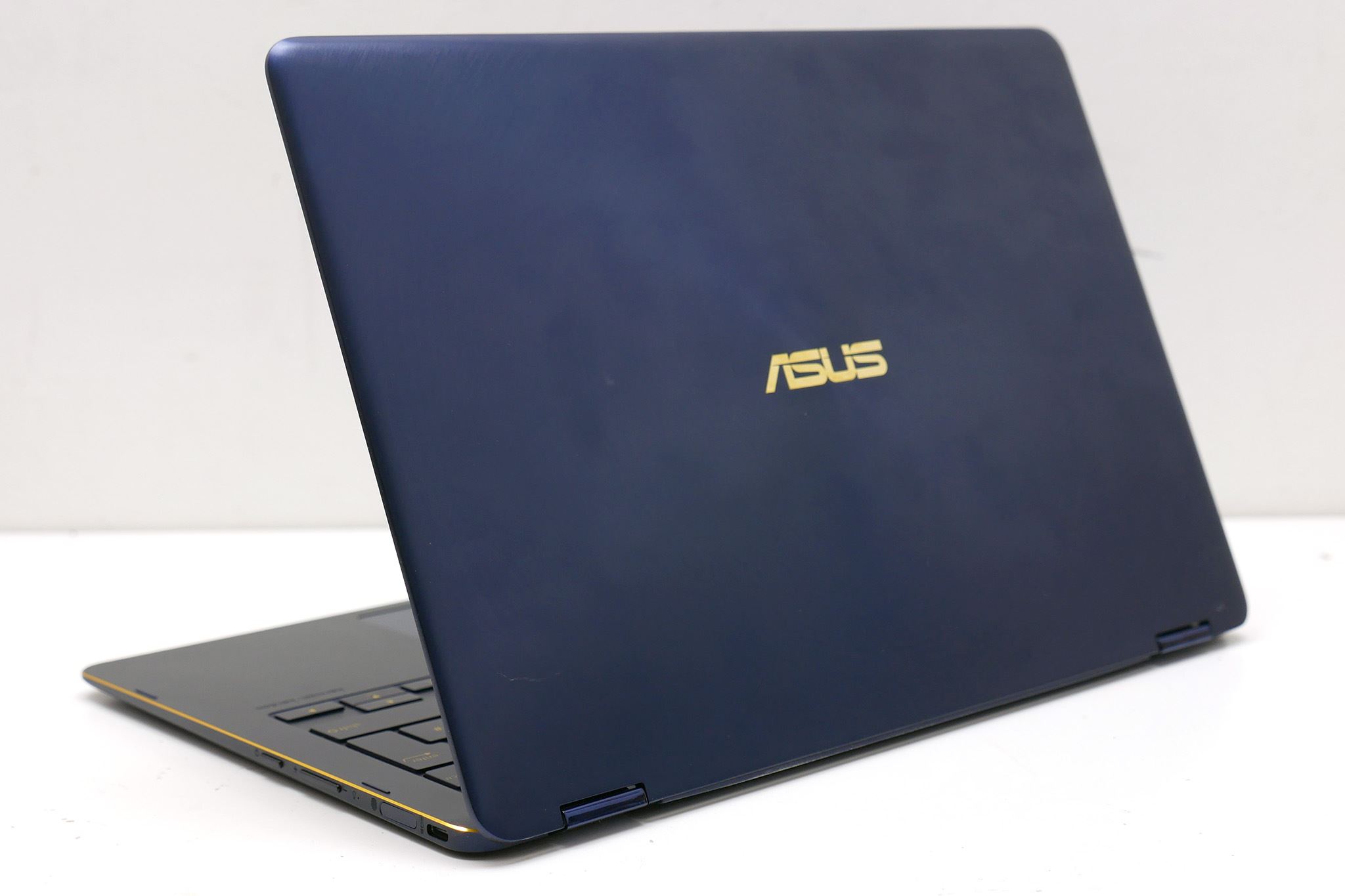 Asus ZenBook Flip S UX370 review