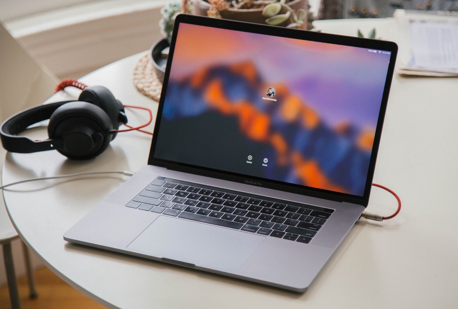 Apple MacBook review